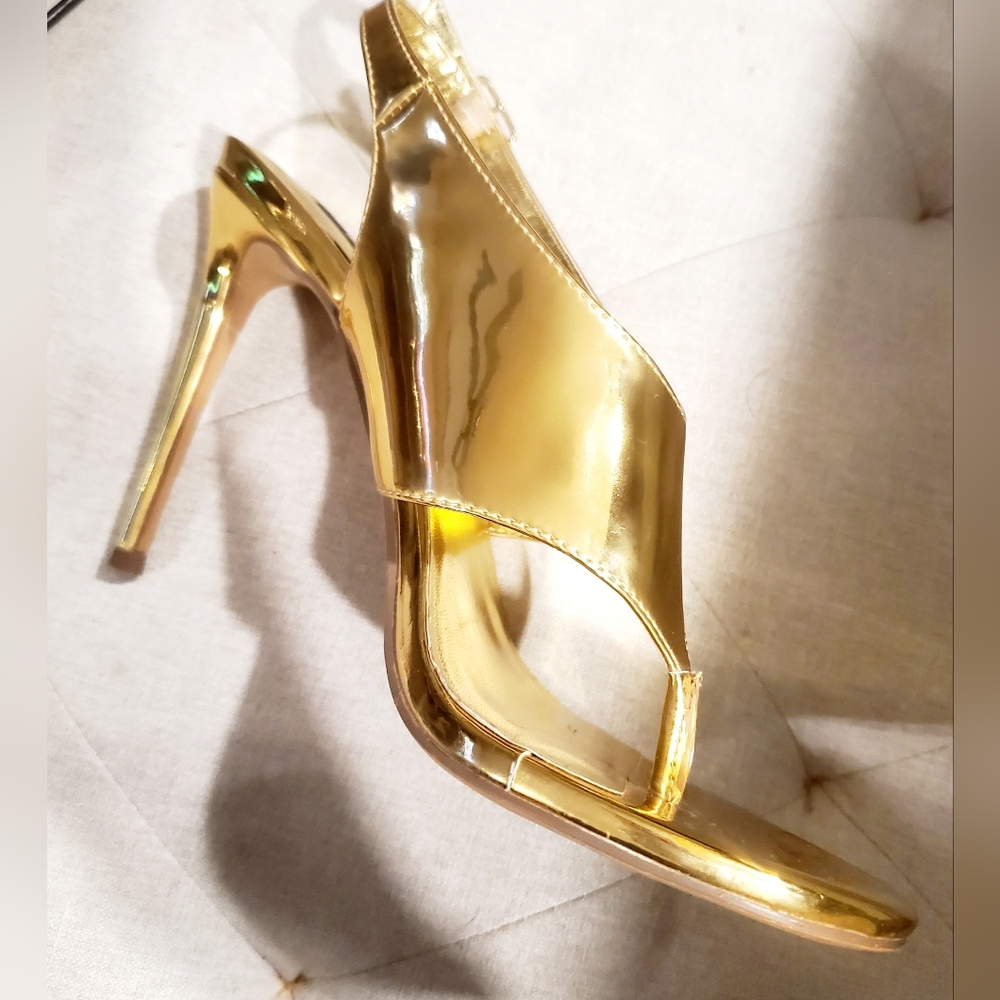 DKNY Shiny Metallic Leather Peep-Toe Pumps Sandals Cia Gold Heels 7.5